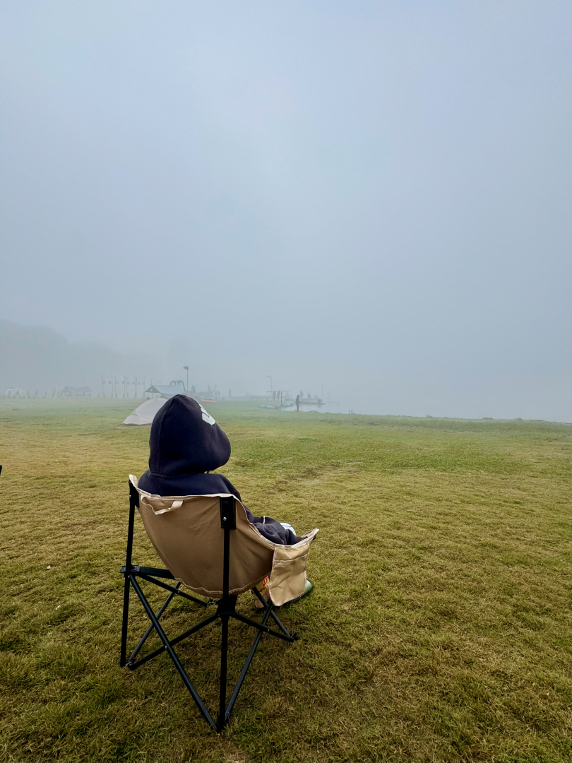 Mae Pang Camping 清晨湖畔霧景